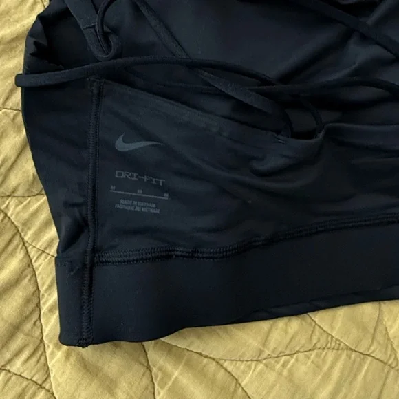 Nike Black Women's Sports BraTop - Picture 3 of 5